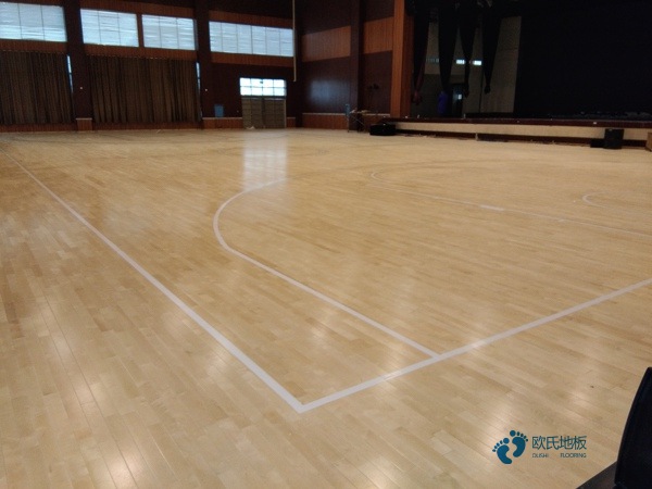 硬木企口运动篮球地板安装工艺