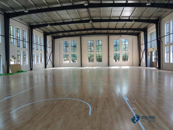 枫桦木木地板篮球场哪个品牌好？